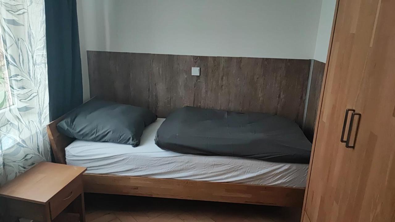 Pension Hopela Gotha Exteriör bild