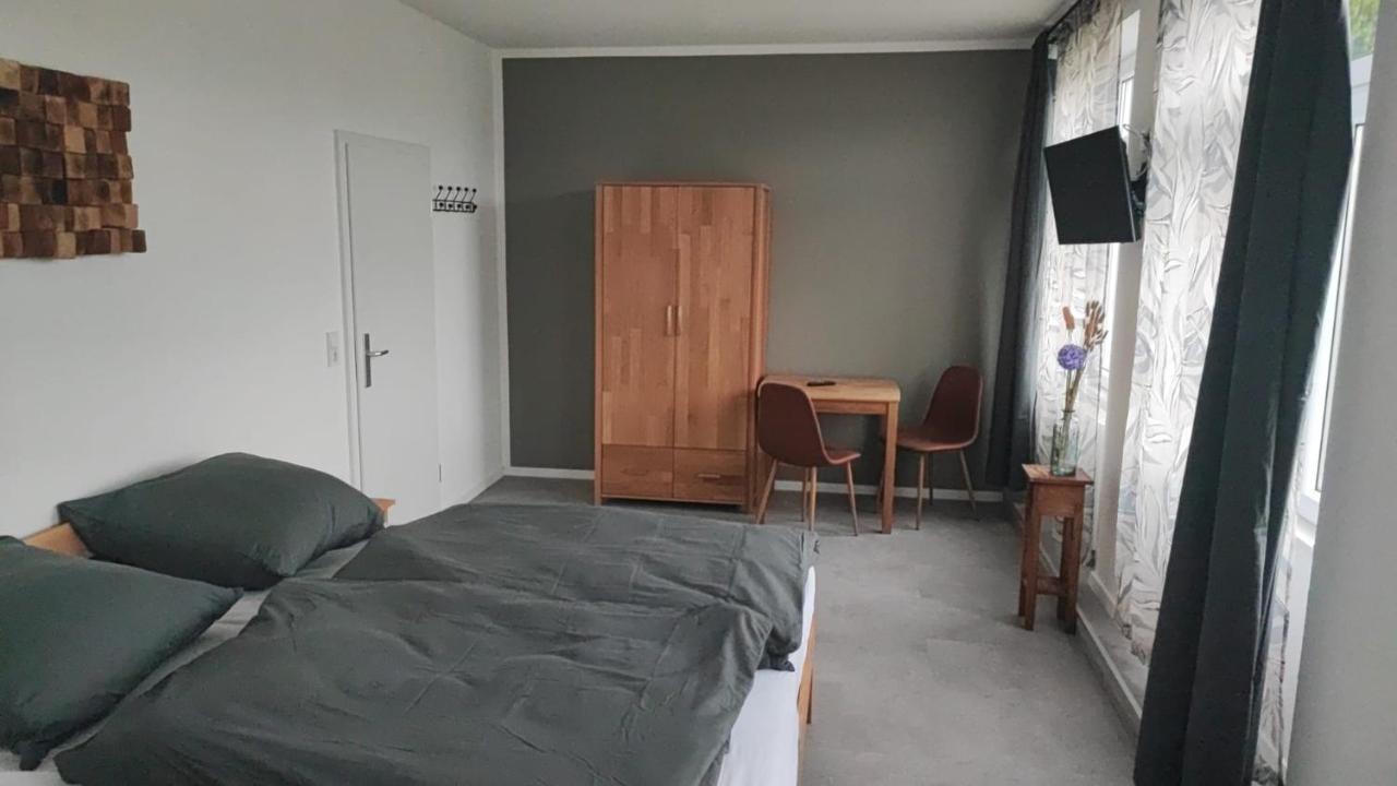 Pension Hopela Gotha Exteriör bild